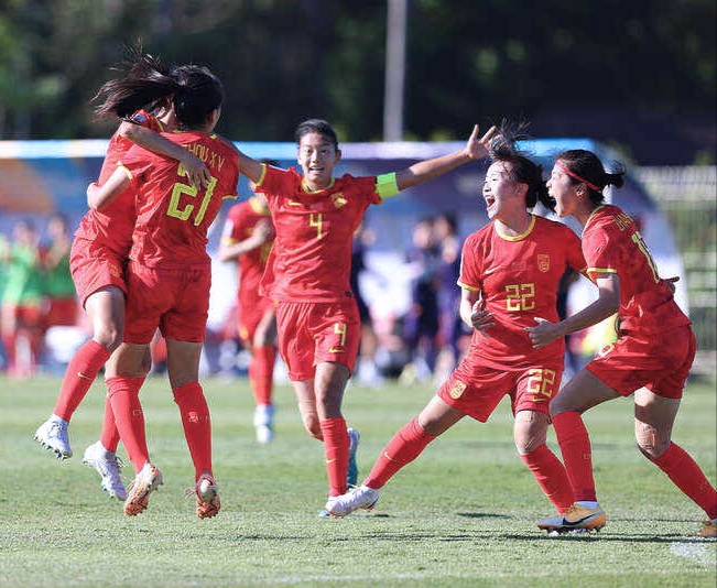 关于中国女足球员提前开始备战亚洲杯赛的信息