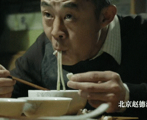 昨晚的比赛让人回味无穷，精彩绝伦！