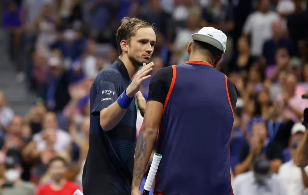 欧洲网球队横扫法国网球队，克耶高斯统治全场的简单介绍