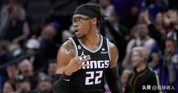 爵士惨遭凯尔特人逆转，连败两场