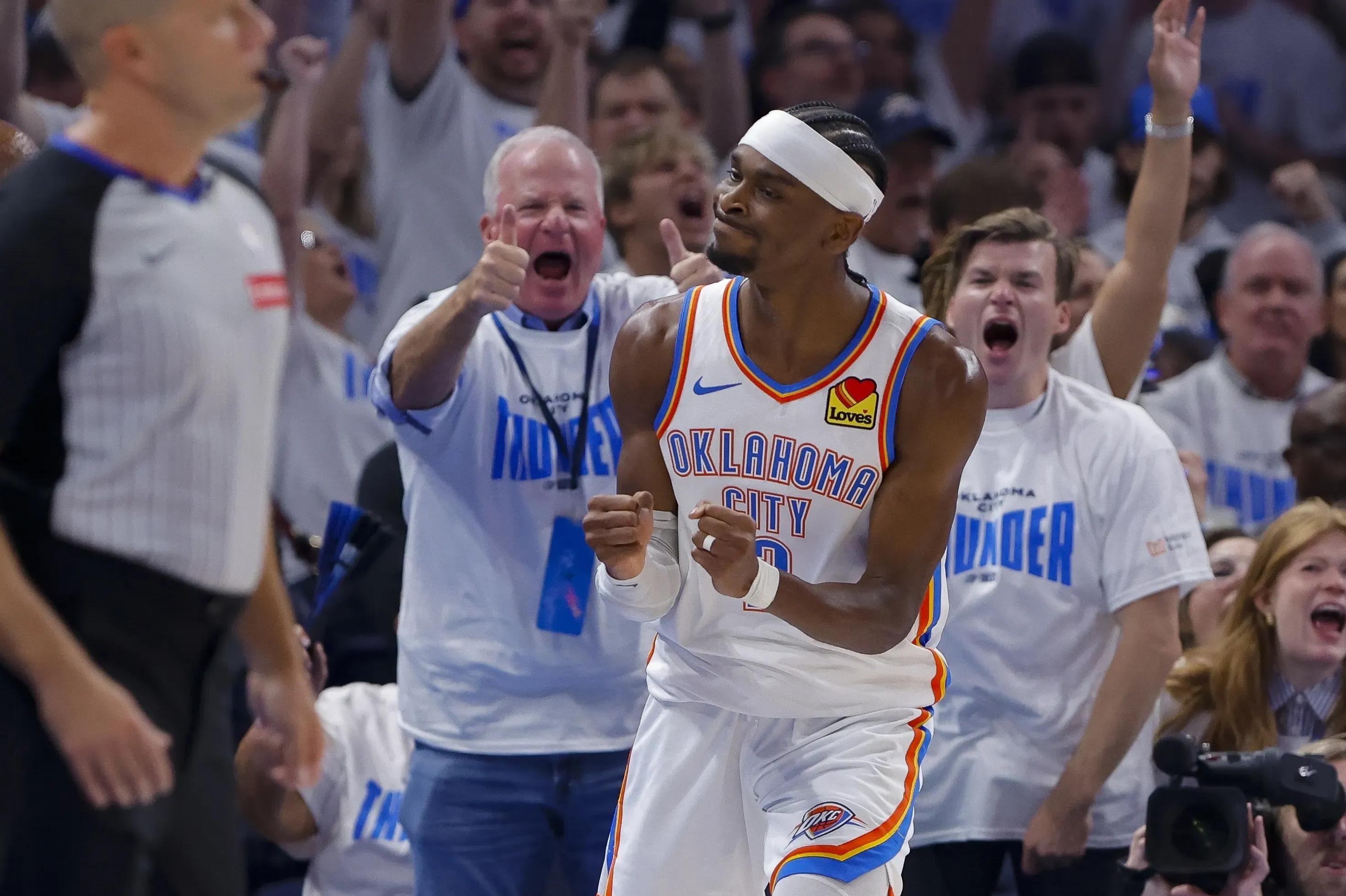 巨星缺阵下的公牛战队，韦德复出首秀板凳席的简单介绍