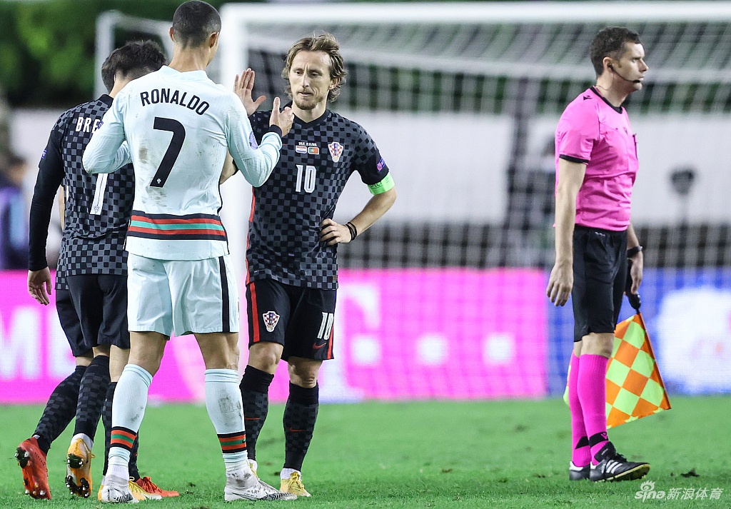 克罗地亚险胜智利，布鲁诺惊艳四座
